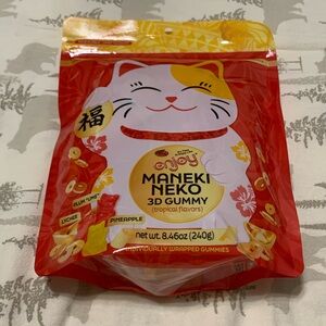Maneki Neko 3D Gummy - Red and Yellow Delight - about 40 pcs